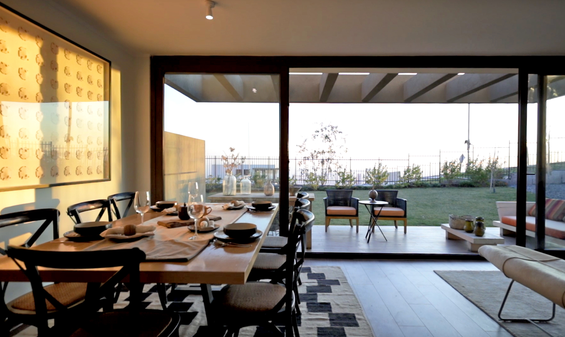 CASA M COMEDOR NOCHE 2